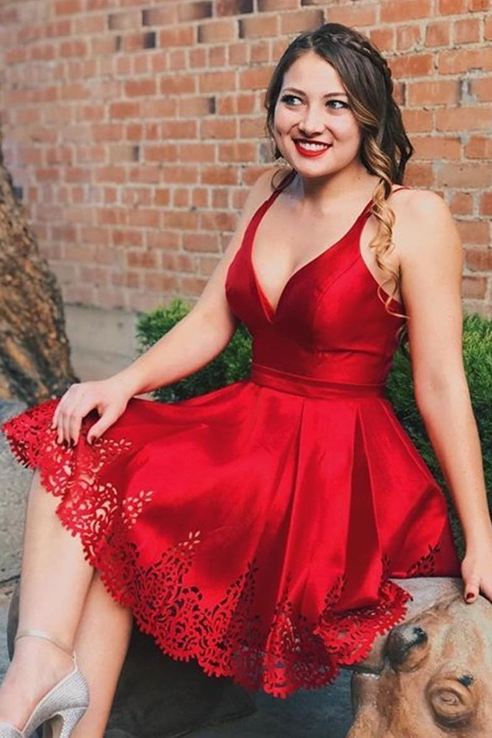 Charming V Neck Red Short Prom Dresses, V Neck Red Homecoming Dresses, Red Formal Evening Dresses EP1587